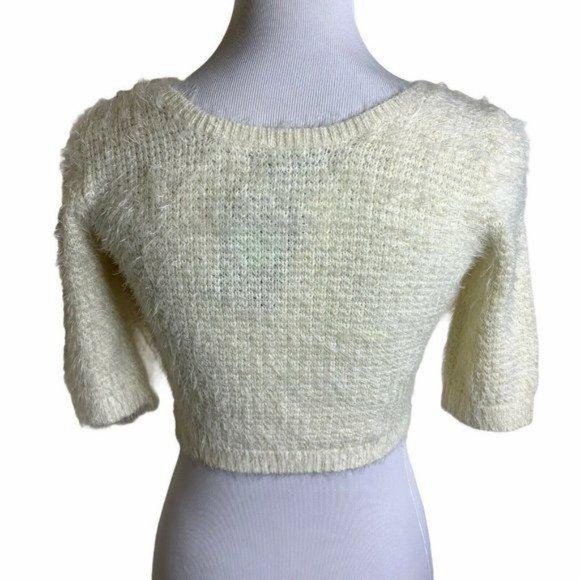 Kendall & Kylie Short Sleeve Chenille Crop Sweater - Picture 6 of 10